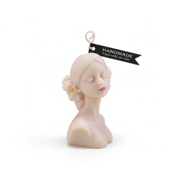 Closed Eye Girl (Quantity: 1)