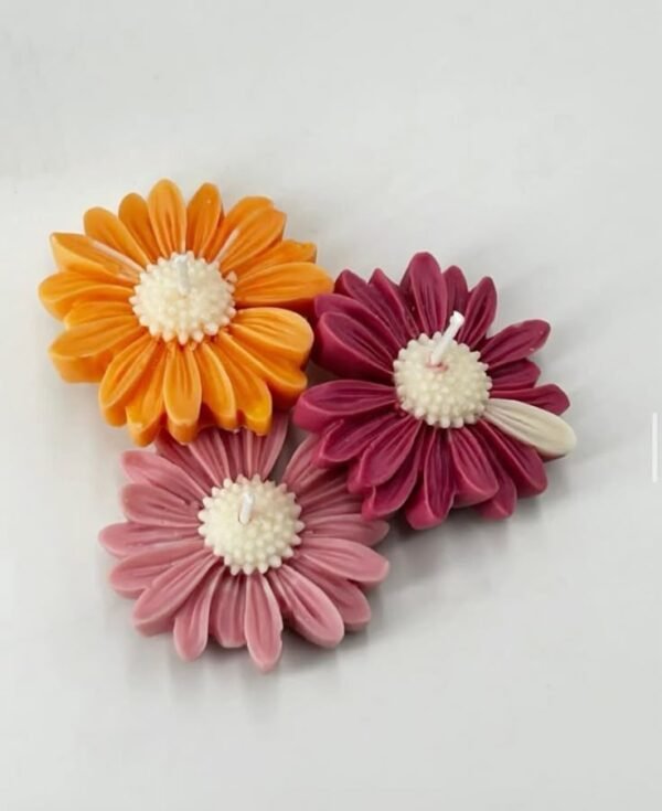 Daisy Candle 4 By Secret Ember Daisy Candle (Pack of 3)