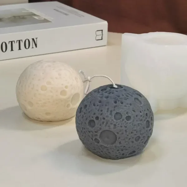 Moon Candle 0 By Secret Ember Moon Shape Candle (Quantity: 1)